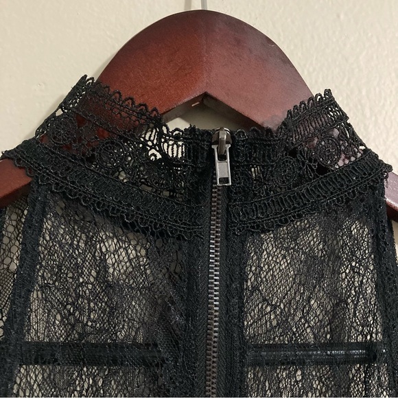 Lord & Taylor Velvet and Lace Dress NWT - Picture 7 of 8